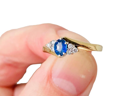 Vintage 9ct Gold Sapphire & Diamond Ring