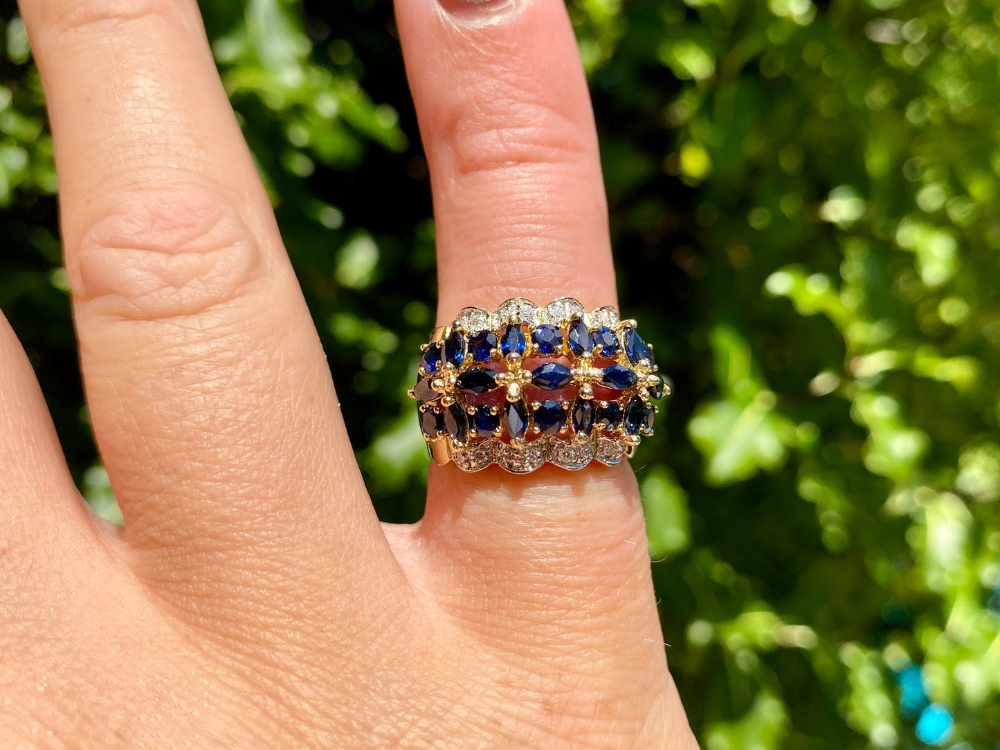 9ct Gold Sapphire & Diamond Ring