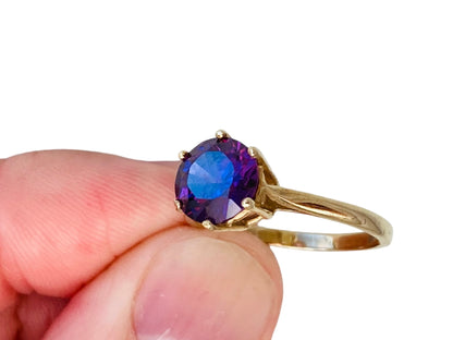 9ct Gold Amethyst Ring