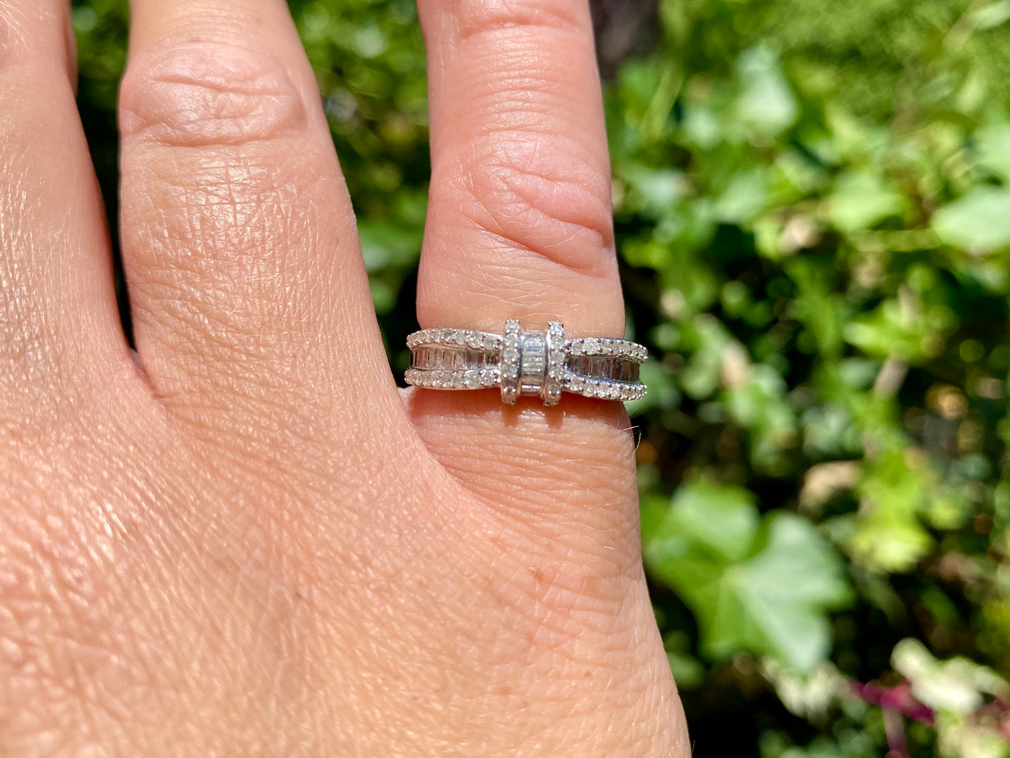 9ct Gold Diamond Ring