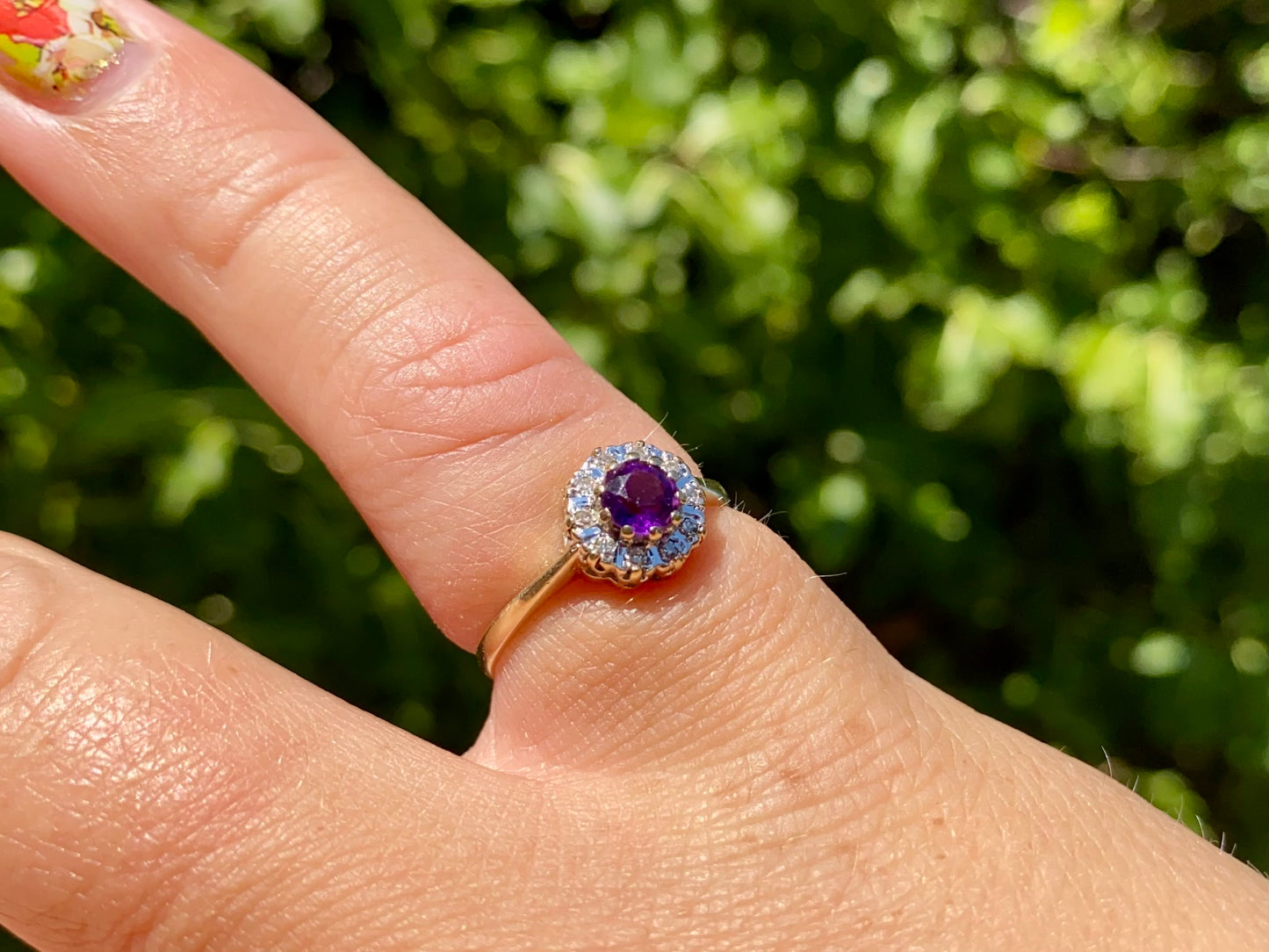 Vintage 9ct Gold Amethyst & Diamond Ring