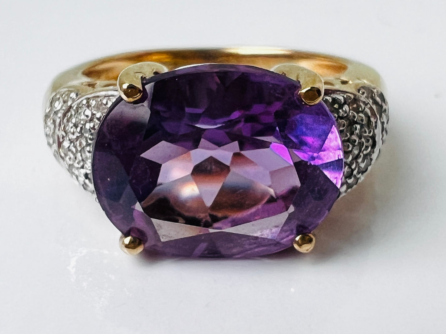 9ct Gold Amethyst & Diamond Ring