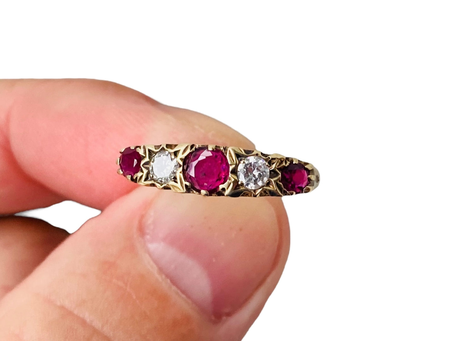 Vintage 9ct Gold Ruby & Diamond Ring