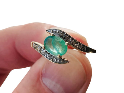 9ct Gold Emerald & Diamond Ring