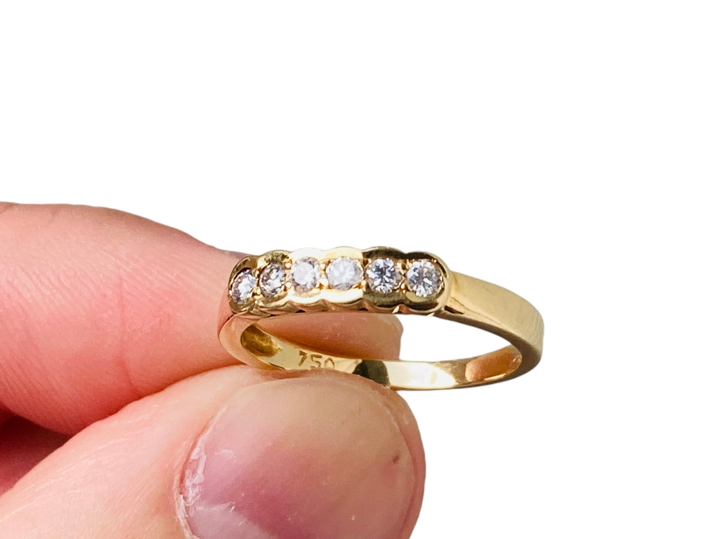 18ct Gold Six-Stone Diamond Ring