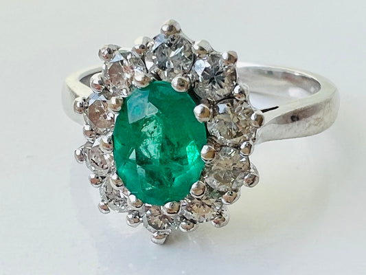 18ct Gold Emerald & Diamond Ring