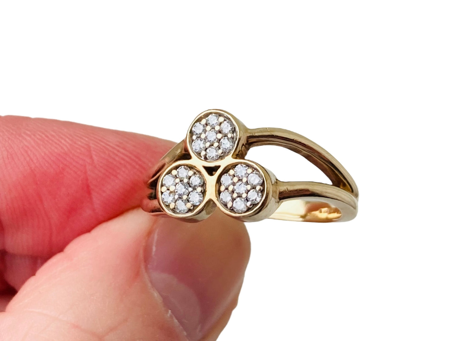 9ct Gold Diamond Ring