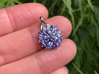 9ct Gold Tanzanite Pendant