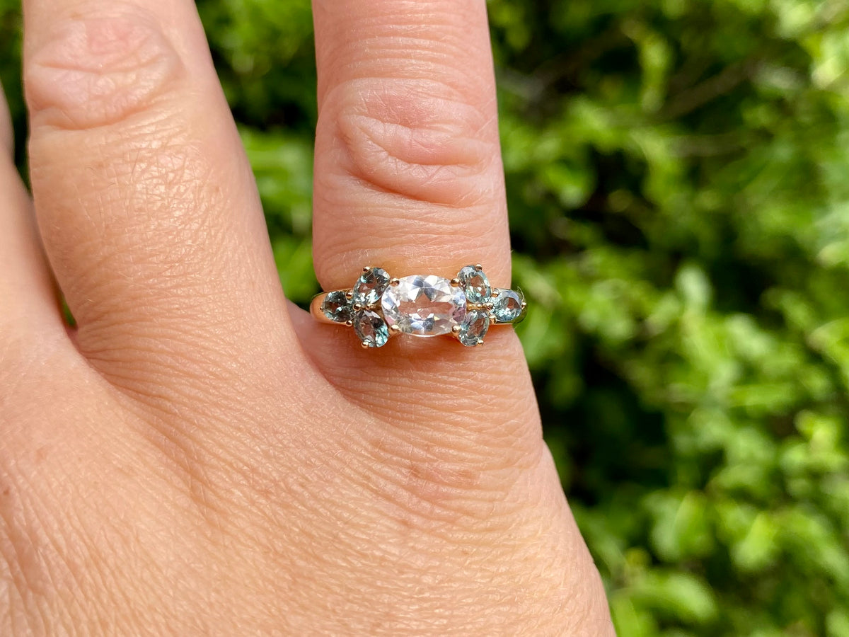9ct Gold White & Green Sapphire Ring