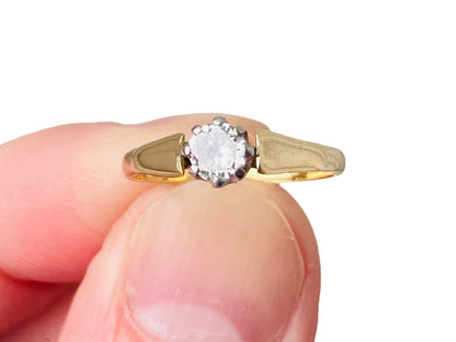 Vintage 18ct Gold Diamond Ring