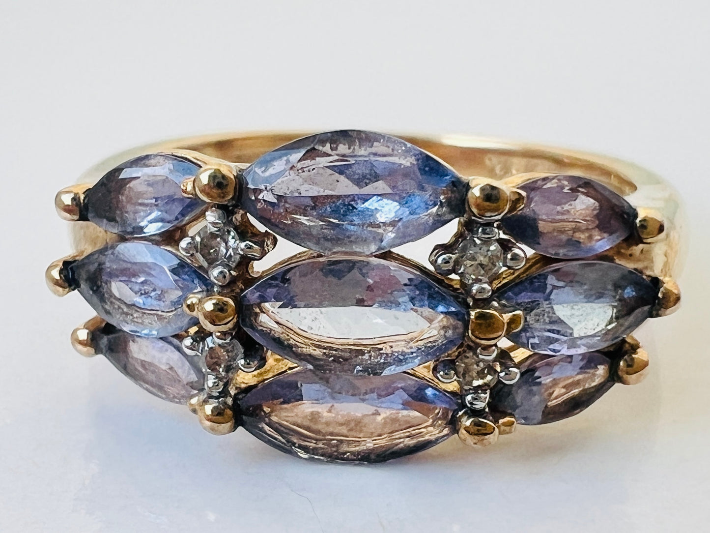 9ct Gold Tanzanite & Diamond Ring
