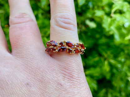 9ct Gold Garnet Ring