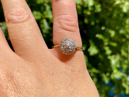 Vintage 9ct Gold Diamond Ring