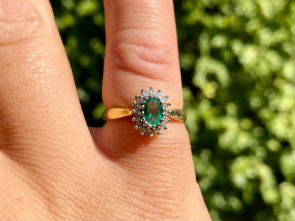 18ct Gold Emerald & Diamond Ring