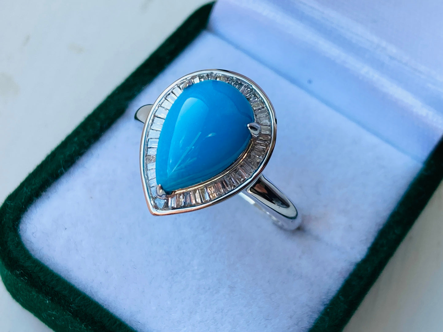 9ct Gold Turquoise & Diamond Ring