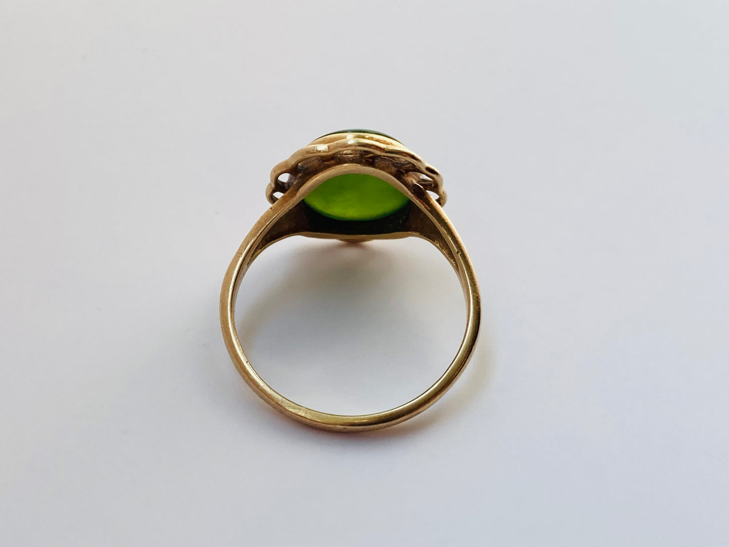 Vintage 9ct Gold Jade Ring