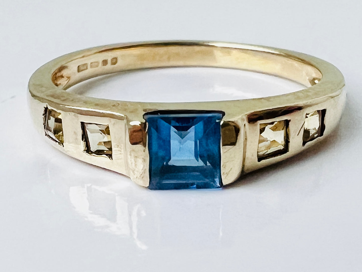9ct Gold Topaz & Citrine Ring