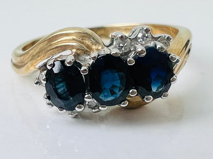 Vintage 9ct Gold Sapphire & Diamond Ring