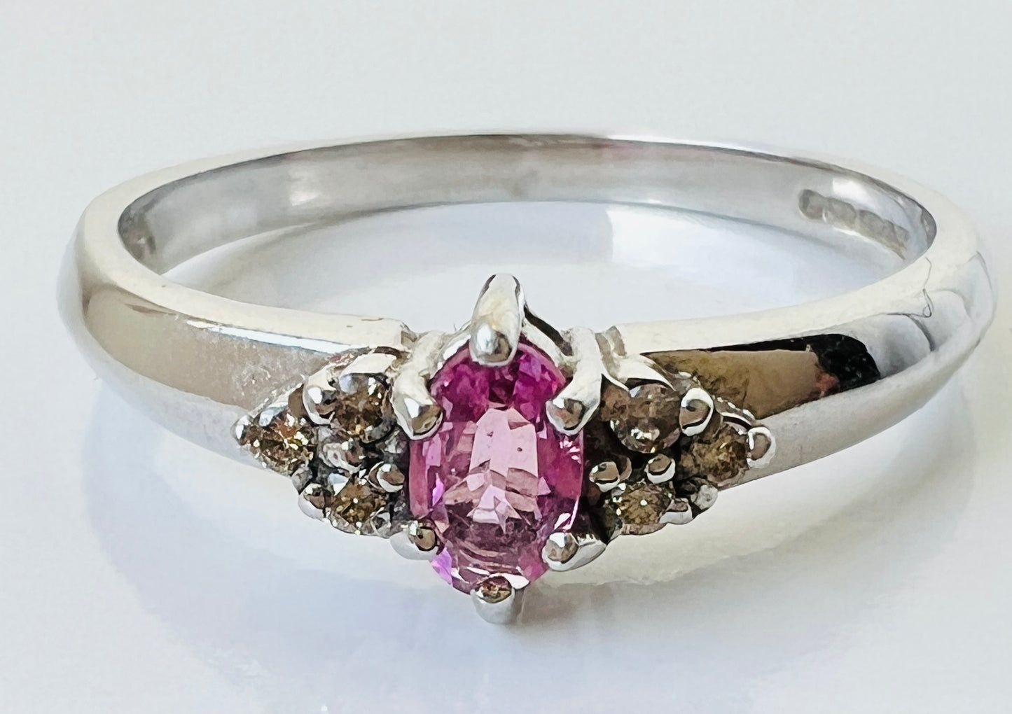 9ct Gold Pink Sapphire & Diamond Ring