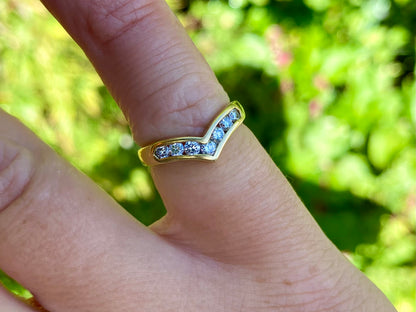 18ct Gold Diamond Wishbone/Chevron Ring