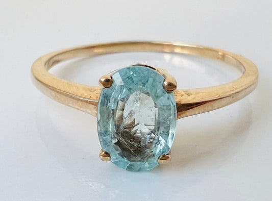 9ct Gold Aquamarine Ring