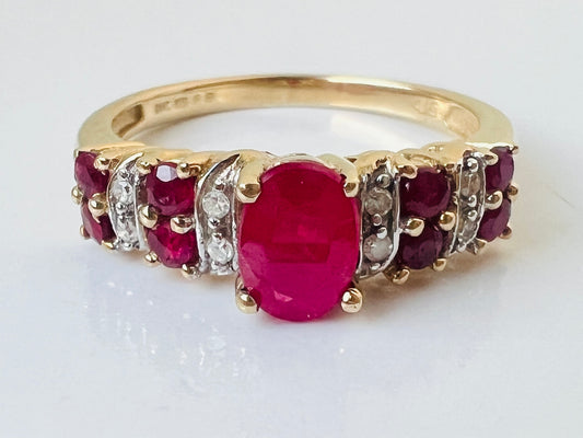 9ct Gold Ruby & Diamond Ring