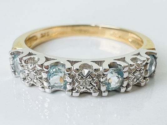 9ct Gold Aquamarine & Diamond Ring