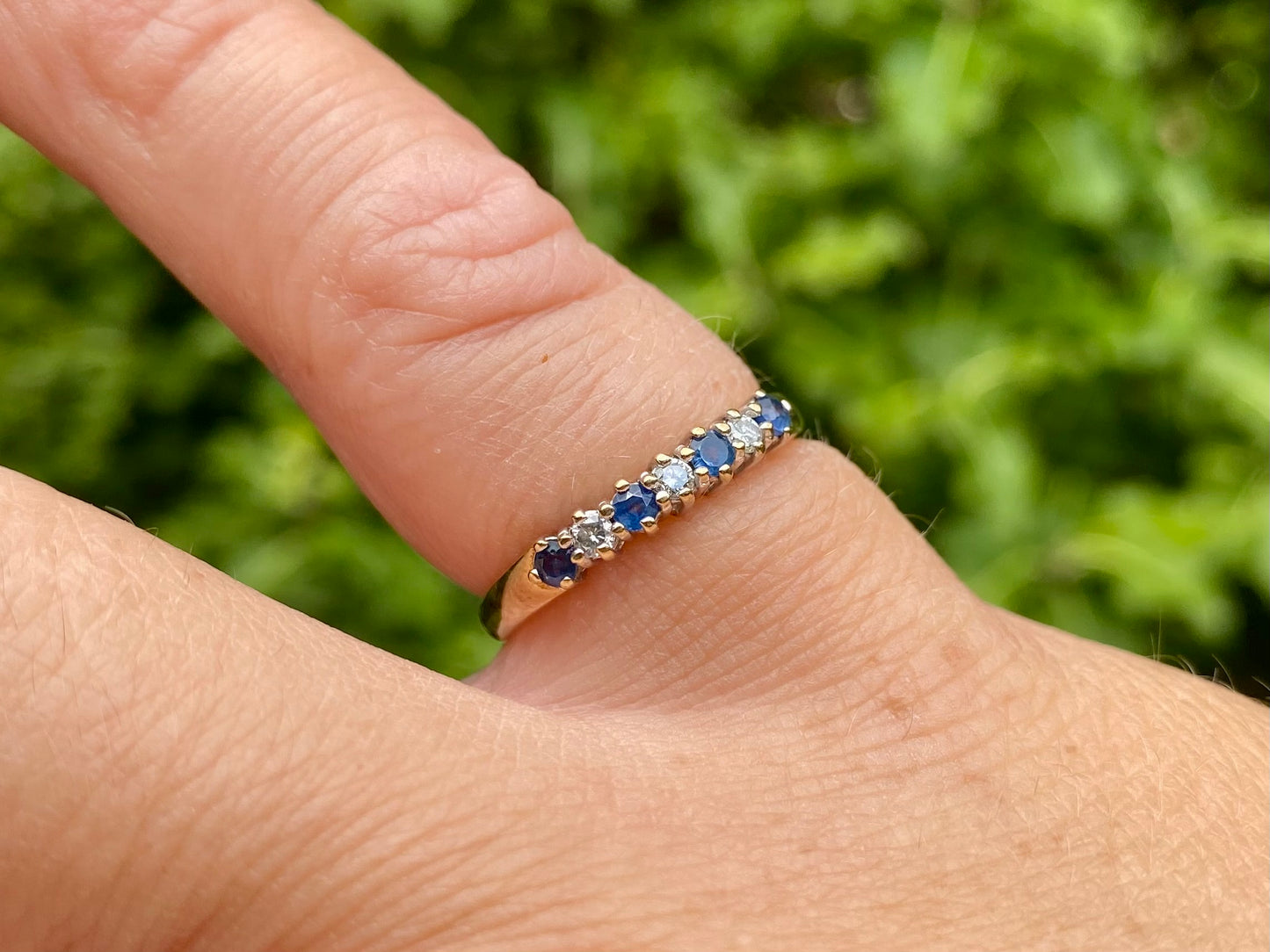 9ct Gold Sapphire & Diamond Ring