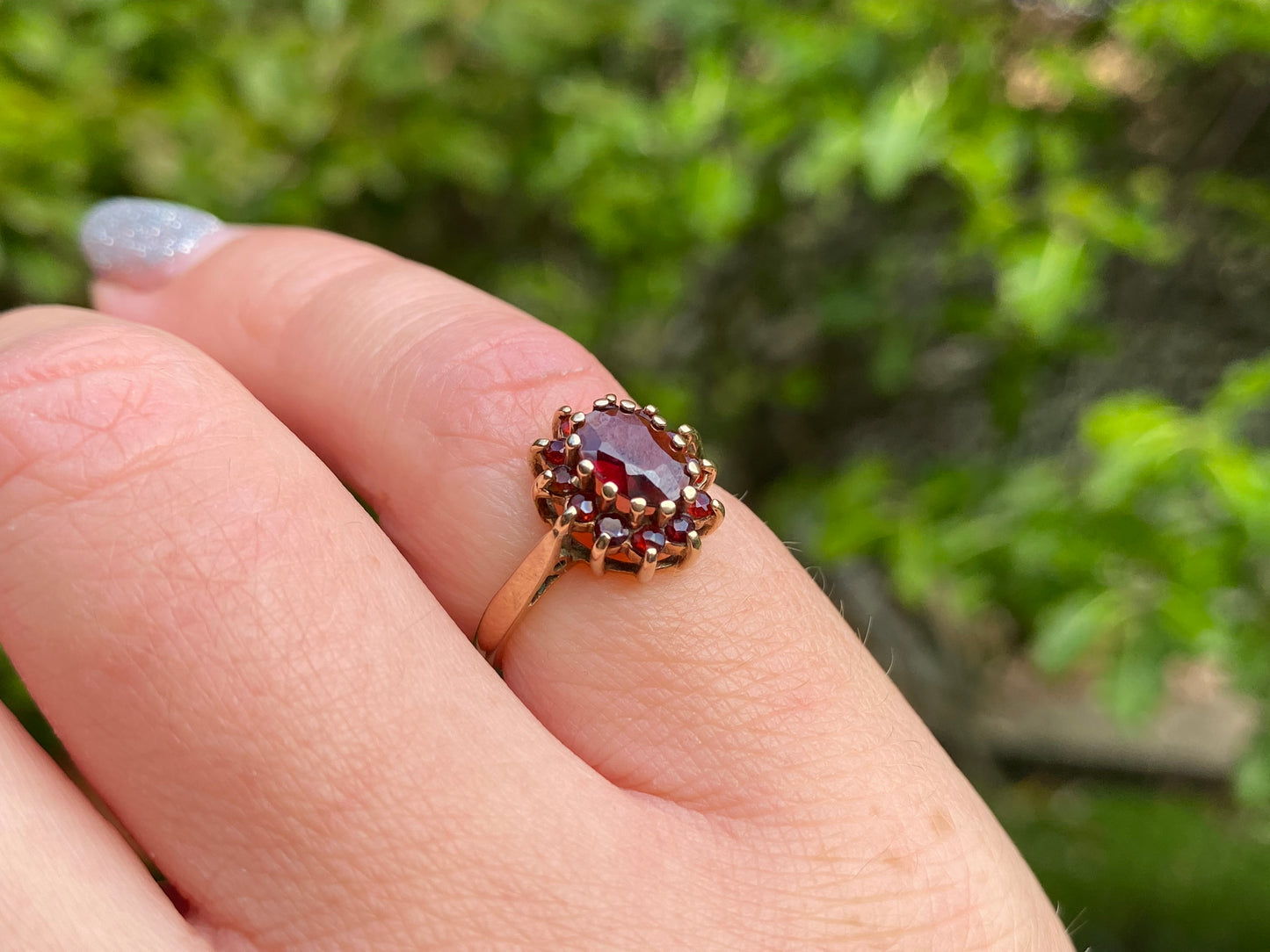 Vintage 9ct Gold Garnet Ring