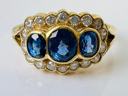 Vintage 18ct Gold Sapphire & Diamond Ring