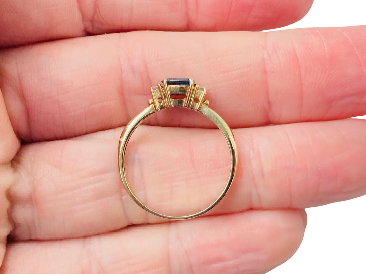 9ct Gold Topaz & Diamond Ring