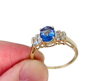 9ct Gold Tanzanite & Diamond Ring