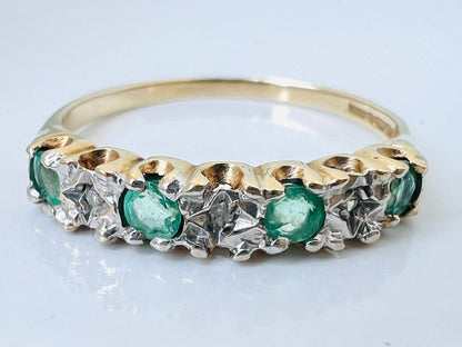 9ct Gold Emerald & Diamond Ring