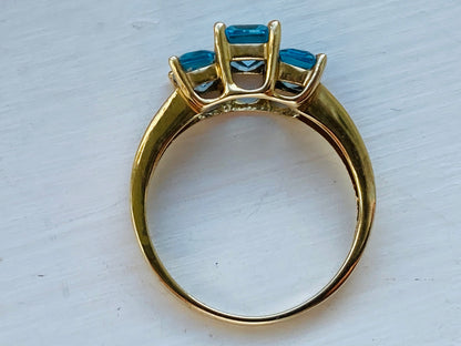 9ct Gold Topaz Ring