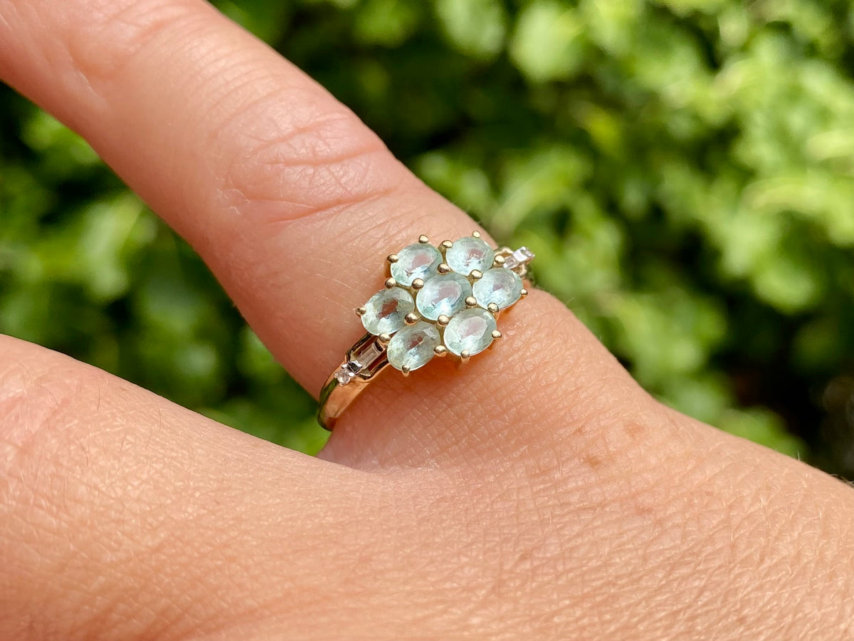 9ct Gold Green Kyanite & White Zircon Ring