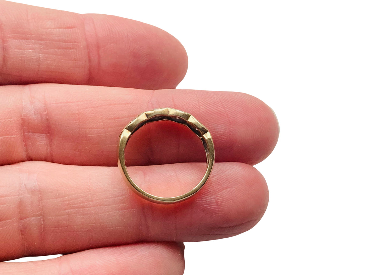 9ct Gold Sapphire & Diamond Ring