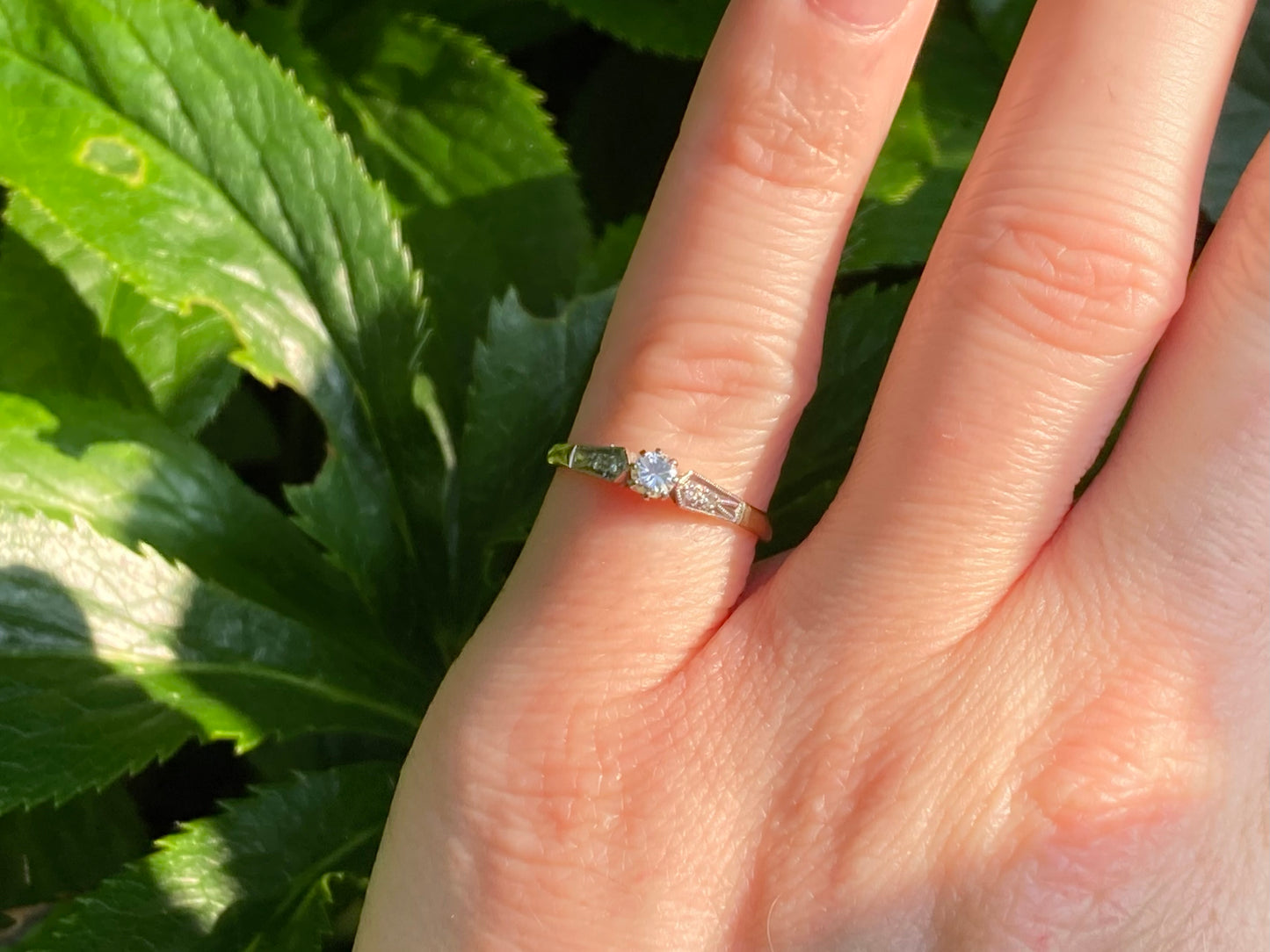 Vintage 18ct Gold & Platinum Diamond Ring