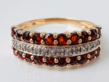 9ct Gold Garnet & Diamond Ring