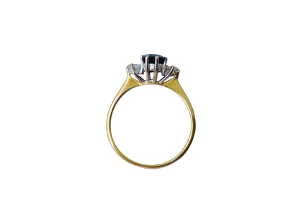 18ct Gold Sapphire & Diamond Ring