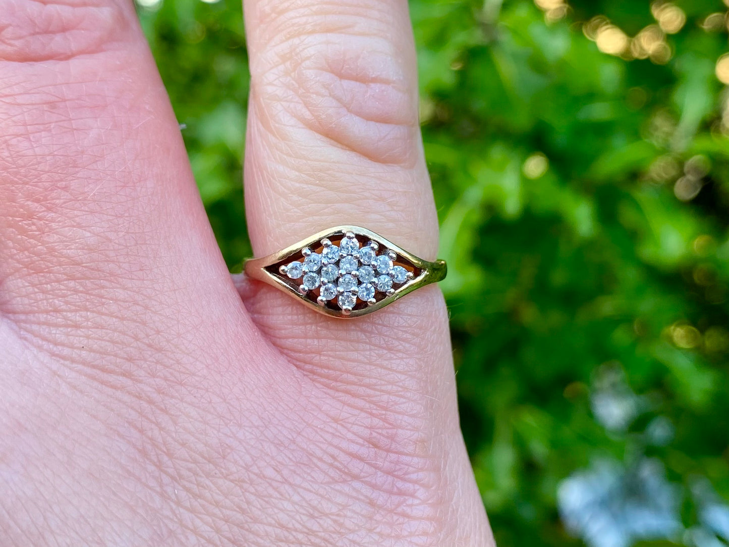 9ct Gold Diamond Ring