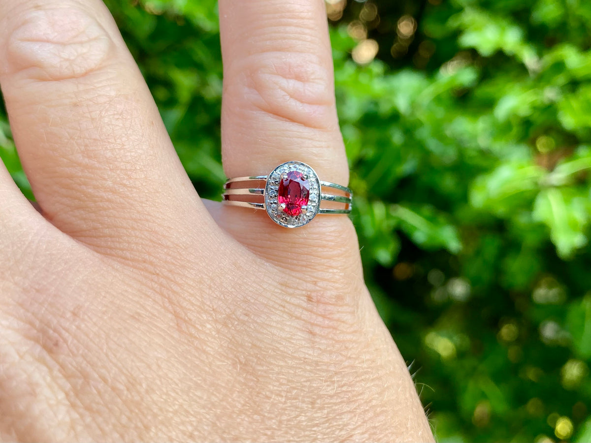 9ct Gold Ruby & Diamond Ring