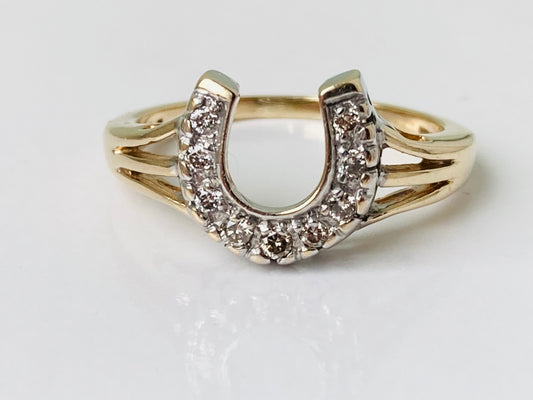 9ct Gold Diamond Hoseshoe Ring