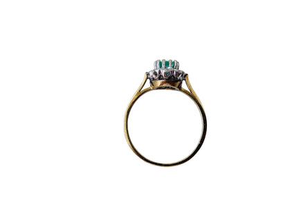 Vintage 9ct Gold Emerald & Diamond Ring