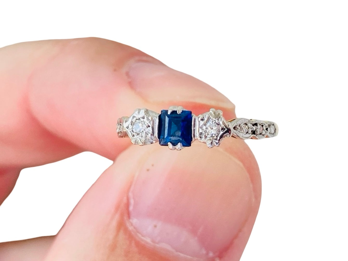Antique 18ct Gold Sapphire & Diamond Ring
