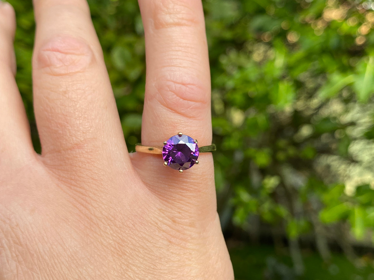 9ct Gold Amethyst Ring