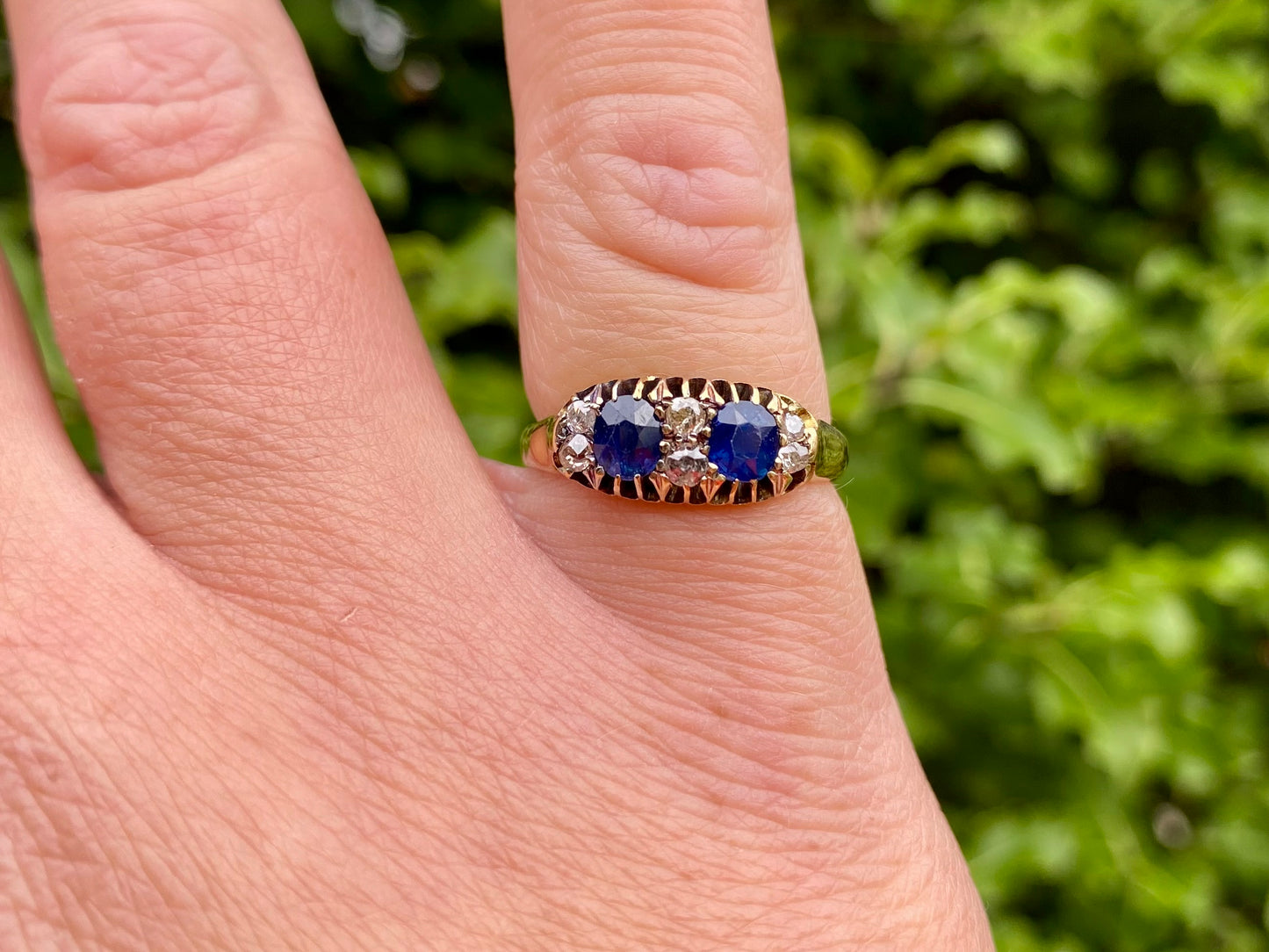 Antique 18ct Gold Sapphire & Diamond Ring