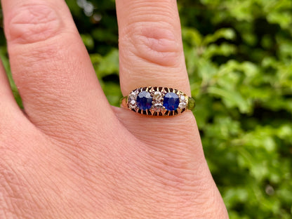Antique 18ct Gold Sapphire & Diamond Ring