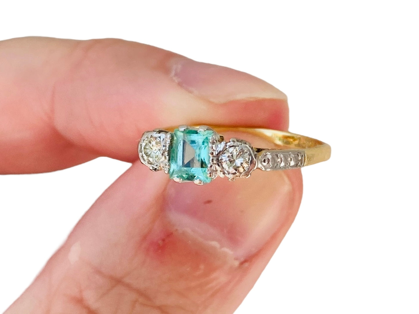 Antique 18ct Gold Green Tourmaline & Diamond Ring