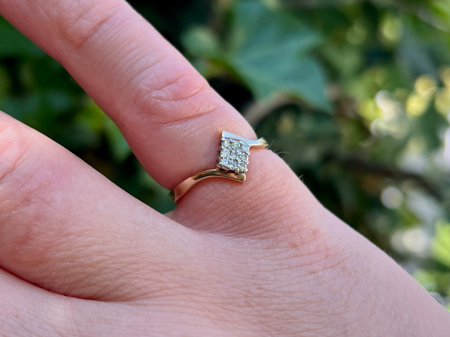 9ct Gold Diamond Ring