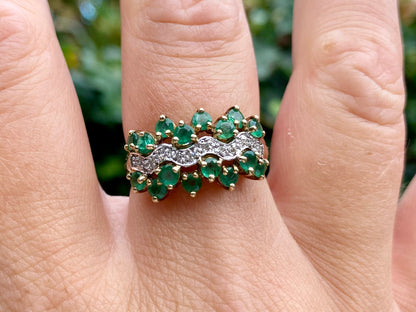9ct Gold Emerald & Diamond Ring